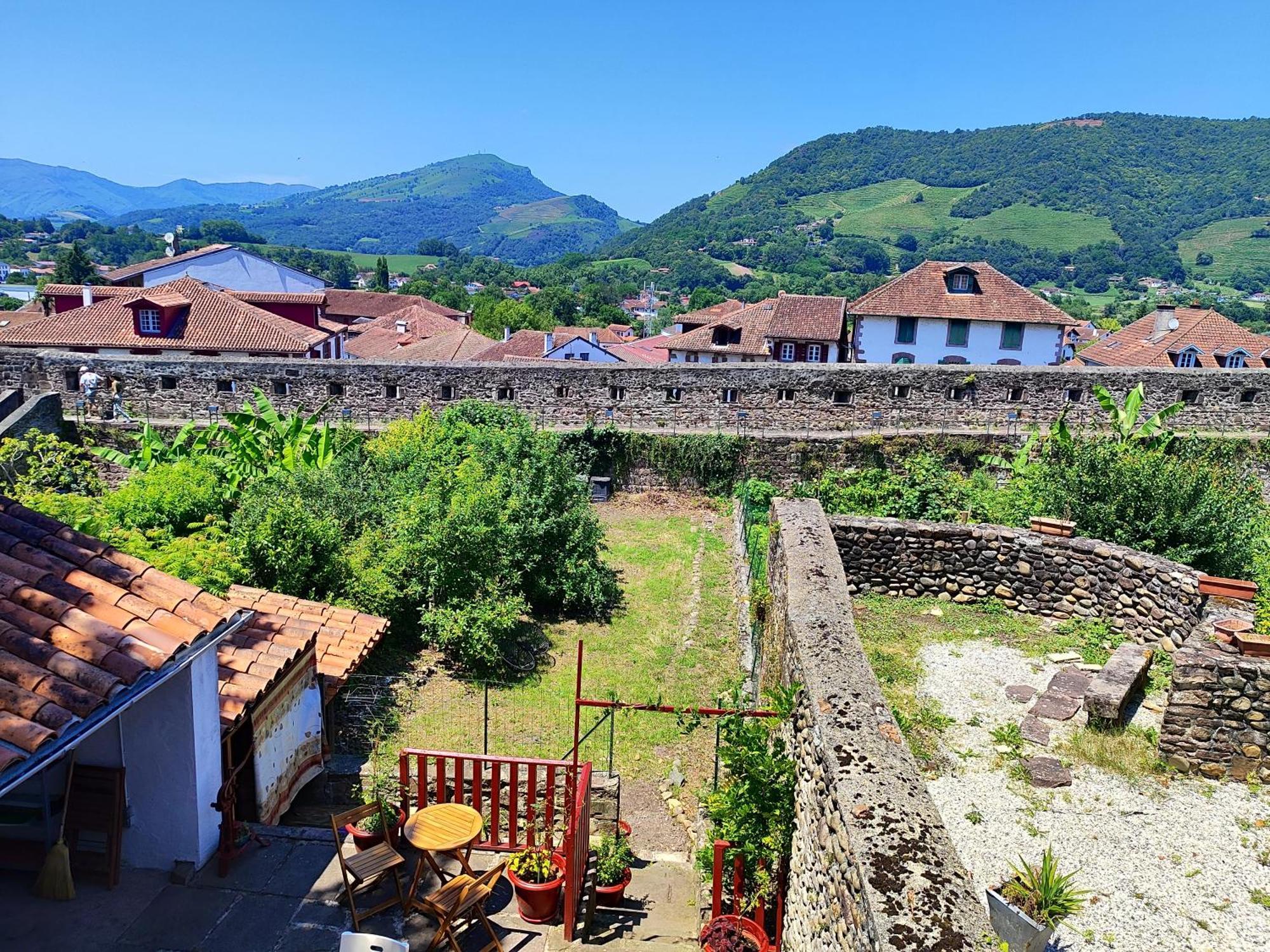 L'Auberge Du Pelerin - St Jean Pied De Port Saint-Jean-Pied-de-Port Dış mekan fotoğraf